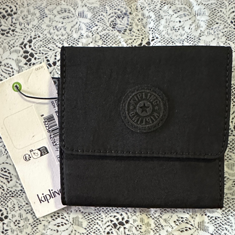 Sold—Kipling Classic Black Fold Wallet